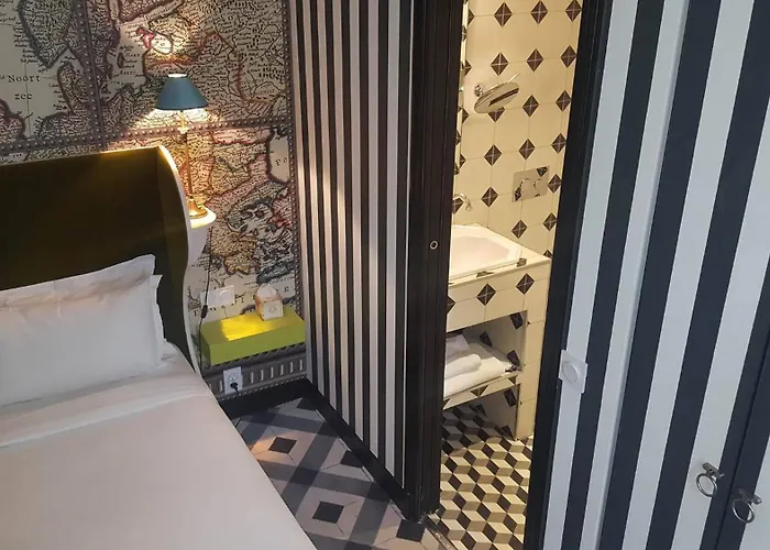 Hotel Du Continent Parijs